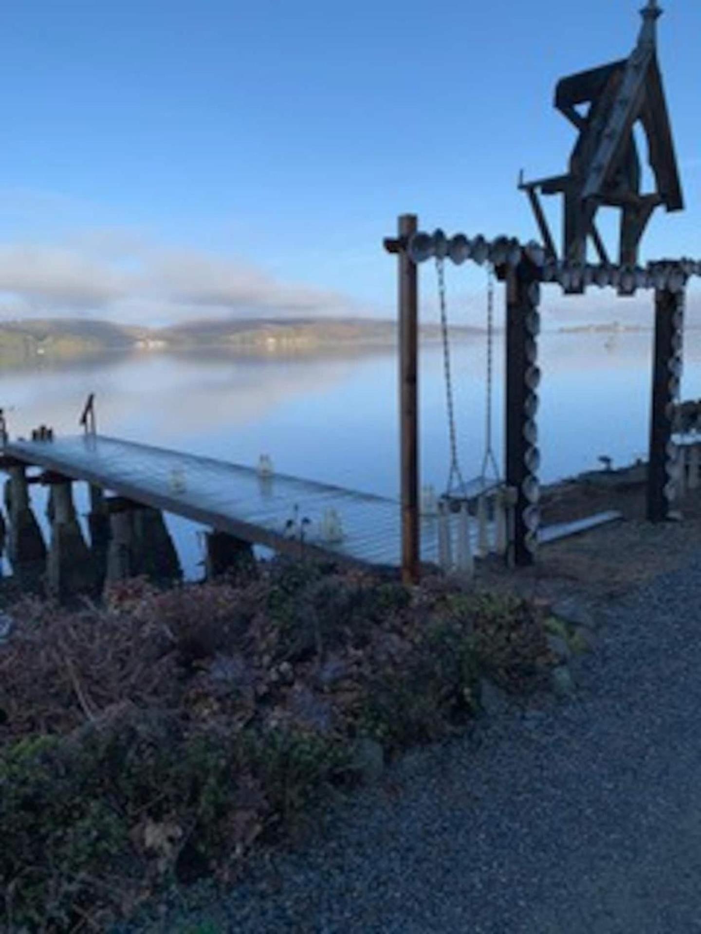 Carriage House Waterfront On Tomales Bay With Dock Hotel Marshall Eksteriør billede